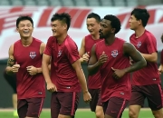 开云平台-关于重庆力帆客场险胜上海下港，赛场争夺激烈组织对抗的信息