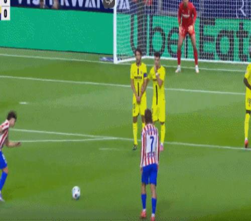 马竞前锋破门得分，助球队逆转战胜对手