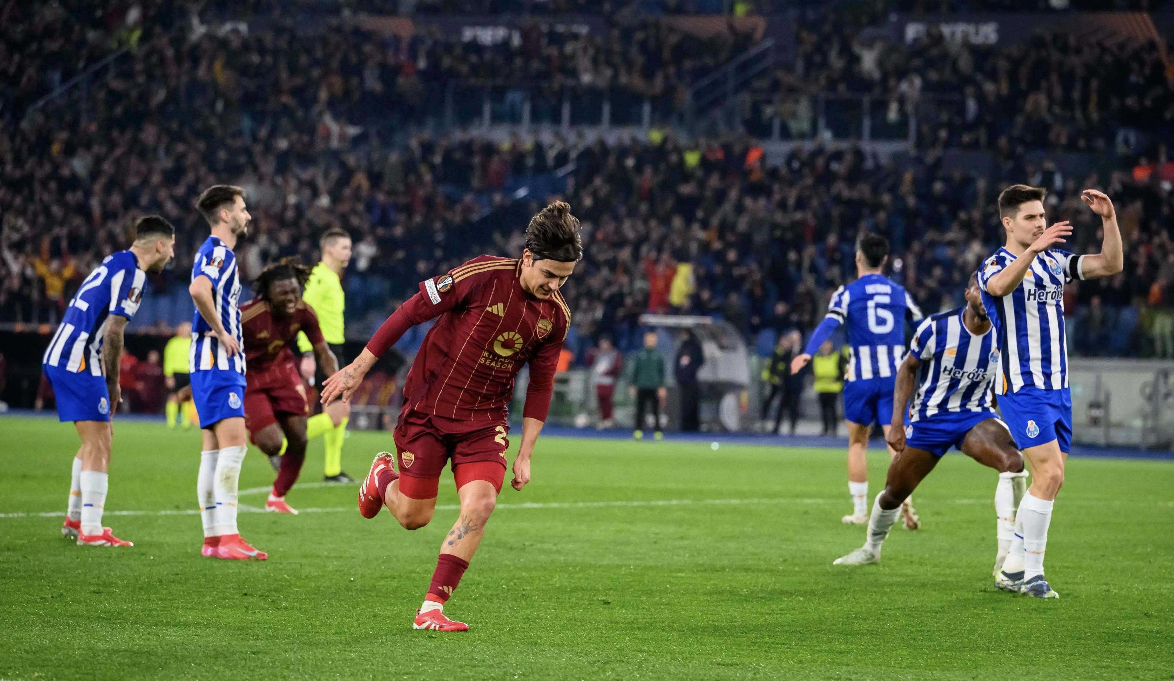 罗马门将神勇扑救，帮助球队获胜