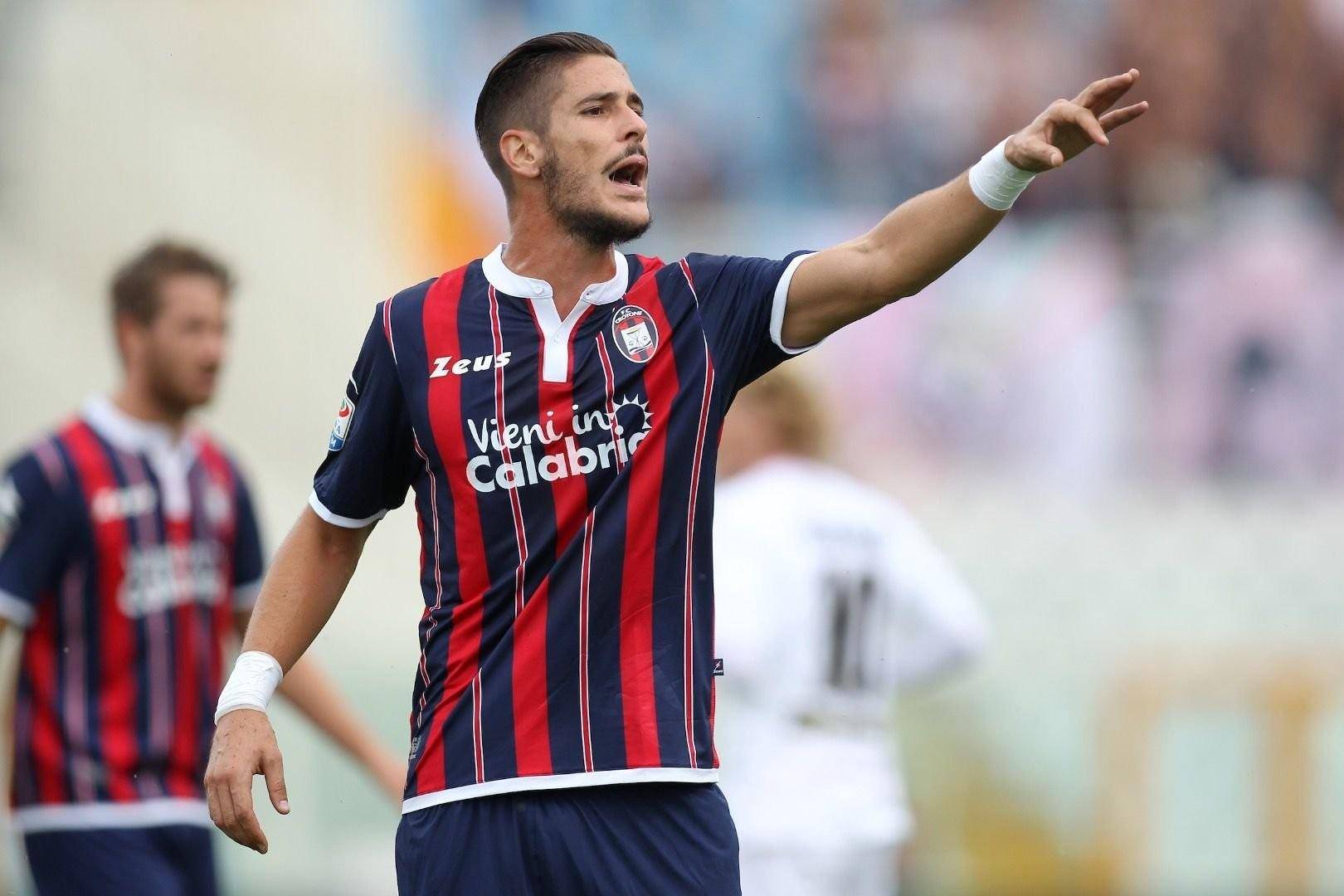 关于热那亚逆转克罗托内,主队气势高涨的信息 关于热那亚逆转克罗托内,主队气势高涨的信息