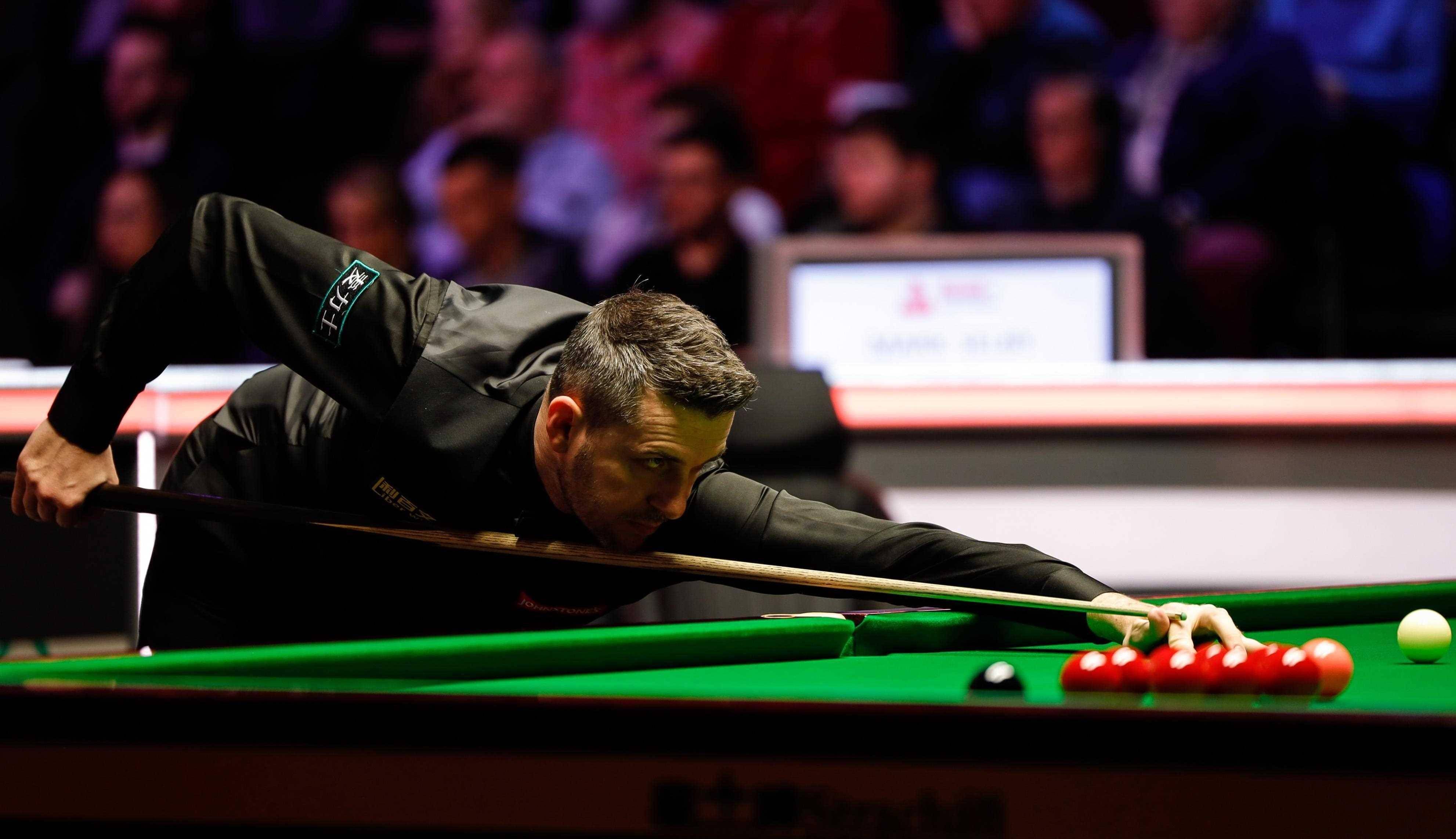 包含斯托克城未能止颓势，客场连续失利遭遇低谷的词条