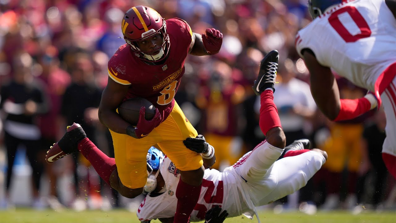 橄榄球选手刷新世界纪录，震撼全场