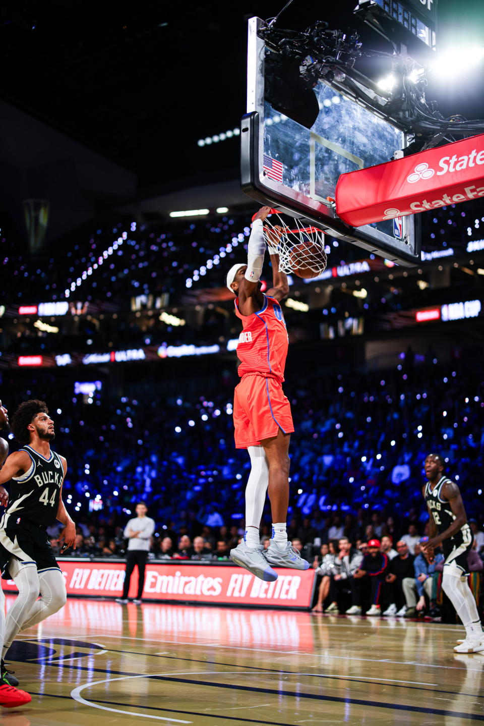 山东队鏖战雄鹿,张镇麟扛起全队 山东队鏖战雄鹿,张镇麟扛起全队