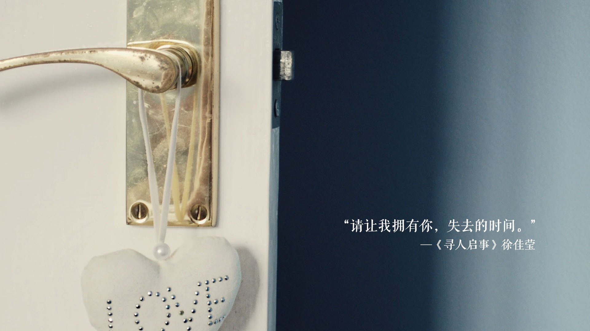首先,根据您的要求,扩展思维,拟定一个文章标题